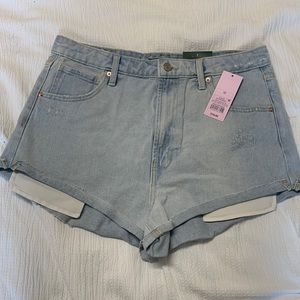 New with tags Wild Fable Highest Rise Cheeky shorts. Adorable jean shorts!